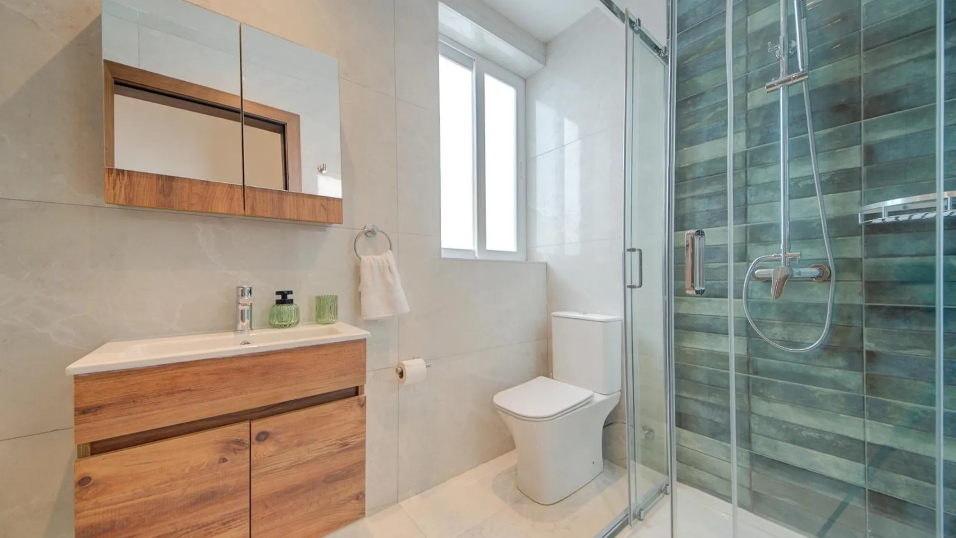 Modern 3Br Penthouse With Valletta Views & Terrace Tal Guardamangia Malta