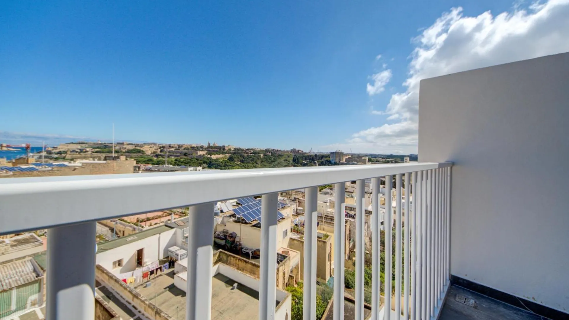 Lägenhet Modern 3Br Penthouse With Valletta Views & Terrace Tal Guardamangia