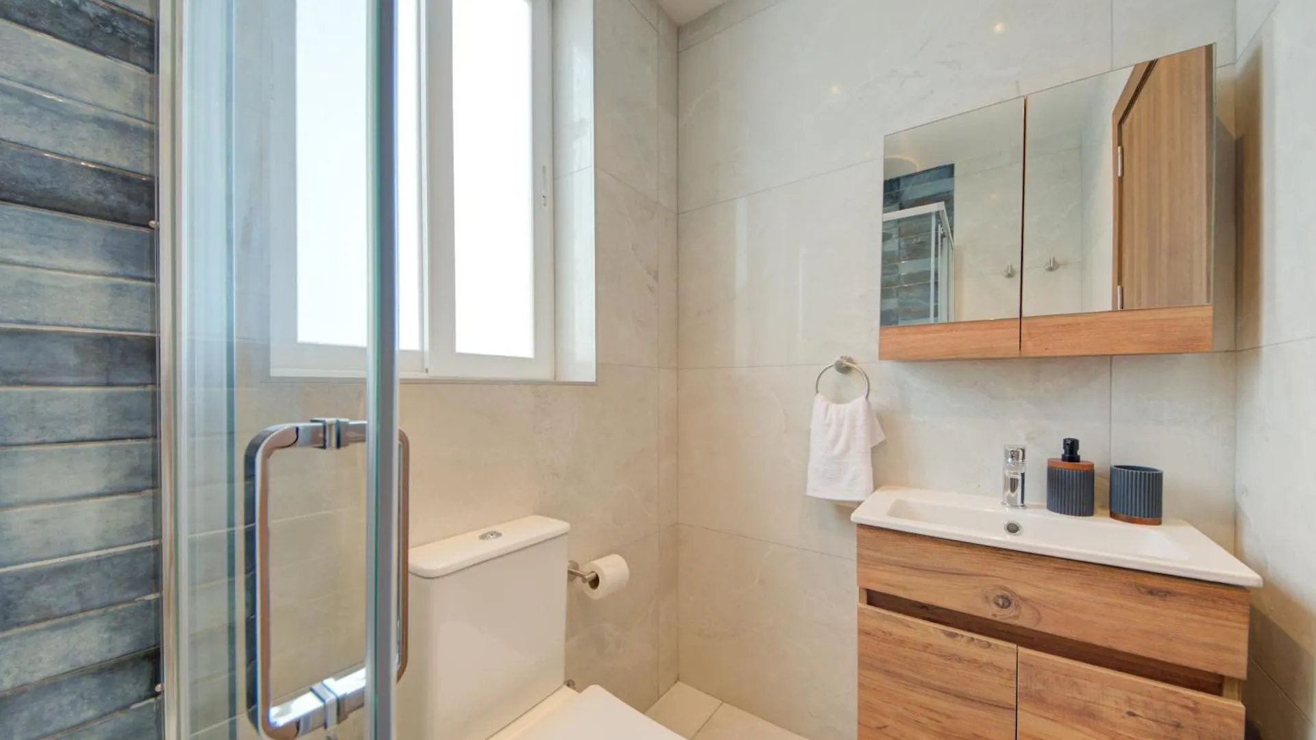 Modern 3Br Penthouse With Valletta Views & Terrace Tal Guardamangia 0*,  Malta