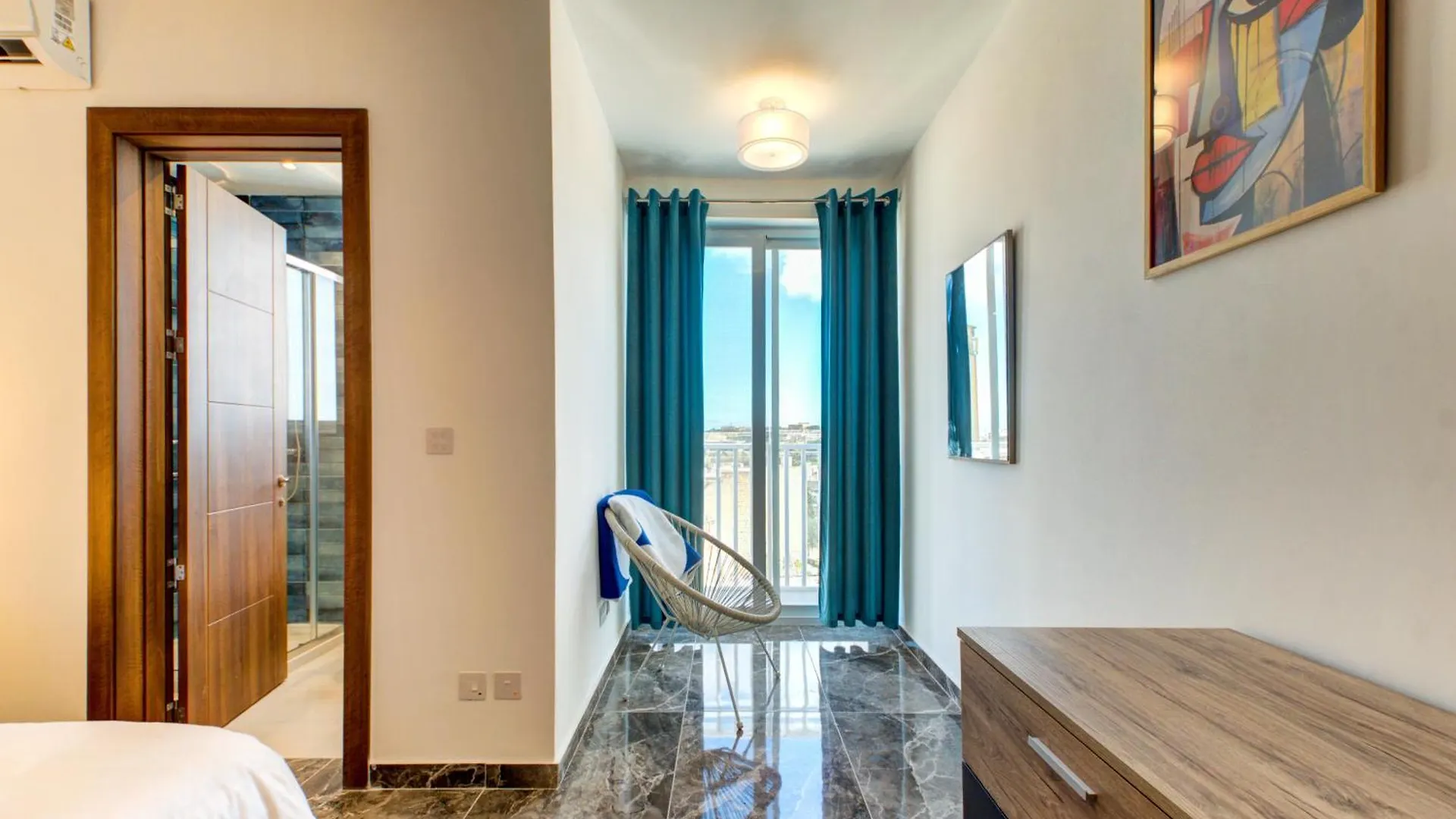 Modern 3Br Penthouse With Valletta Views & Terrace Tal Guardamangia
